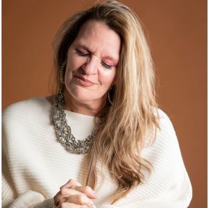 Meet your Posher, Nicole a